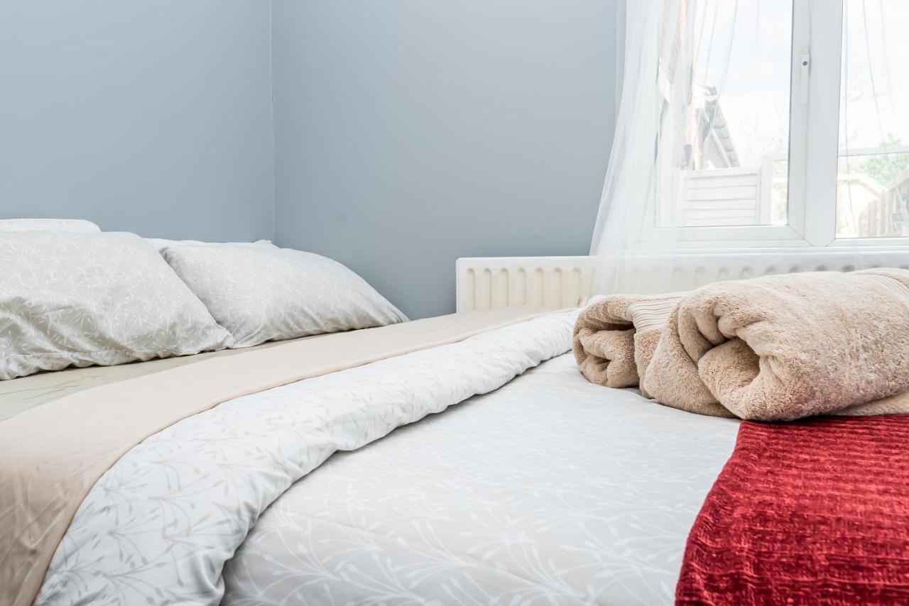 Shirley House 2, Self Catering Guest House, Self Check In, Smart Locks, 10 Min Walk To Southampton General, Aspire And Princess Anne Hospitals, Access To Fully Equipped Kitchen, Excellent Transport Links, Ideal For Longer Stays And Hospital Shifts Esterno foto