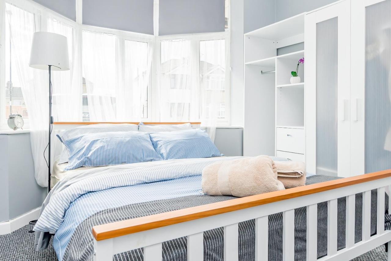 Shirley House 2, Self Catering Guest House, Self Check In, Smart Locks, 10 Min Walk To Southampton General, Aspire And Princess Anne Hospitals, Access To Fully Equipped Kitchen, Excellent Transport Links, Ideal For Longer Stays And Hospital Shifts Esterno foto